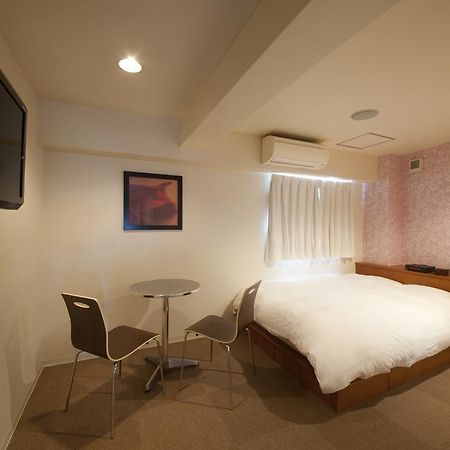 Hotel The G Osaka Bagian luar foto