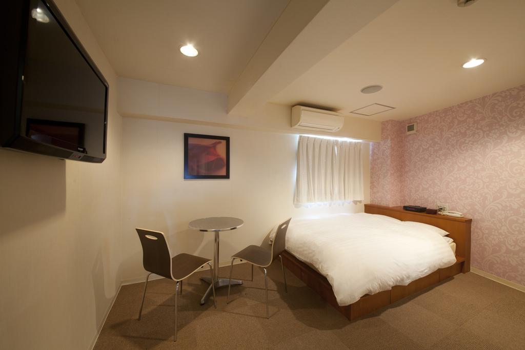Hotel The G Osaka Bagian luar foto